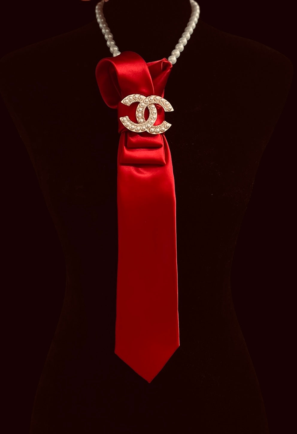Luxe Red Ribbon Statement Brooch Collar – Pearl Layered Couture Accessory