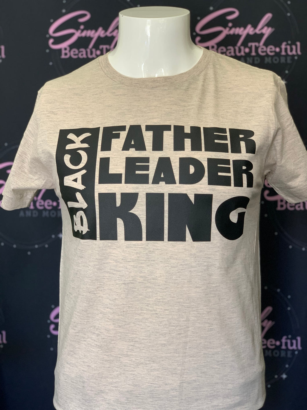 Black,Father,leader,King T-SHIRT